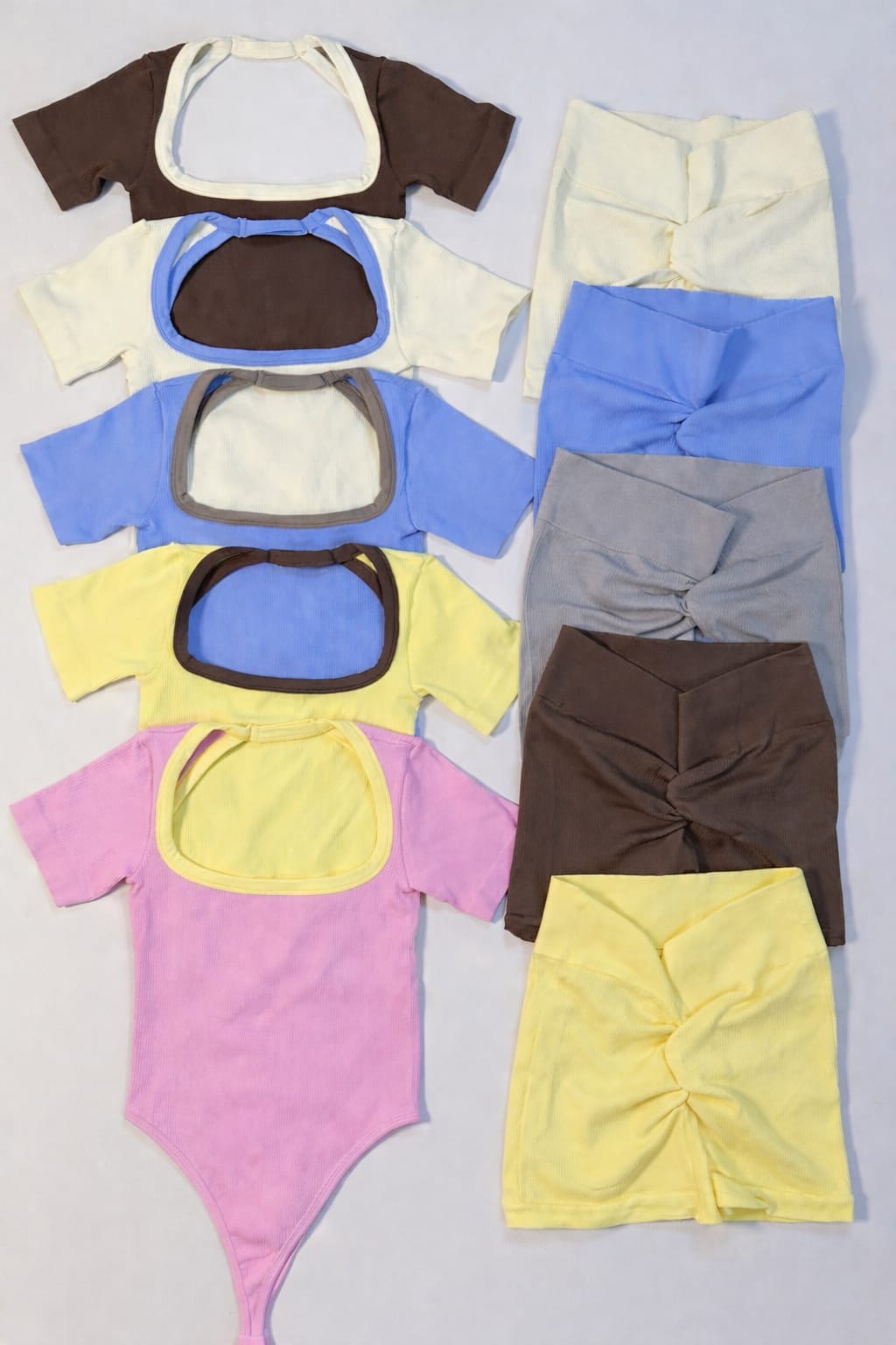 Set short body camisa
